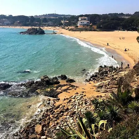 Casa Con Piscina A Menos De 1 Min De La Playa. Aa