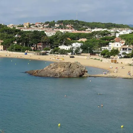 Casa Con Piscina A Menos De 1 Min De La Playa. Aa Nyaraló *
