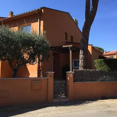 Casa Con Piscina A Menos De 1 Min De La Playa. Aa Nyaraló Girona