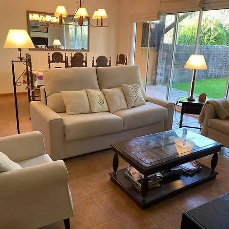Casa Con Piscina A Menos De 1 Min De La Playa. Aa Nyaraló *